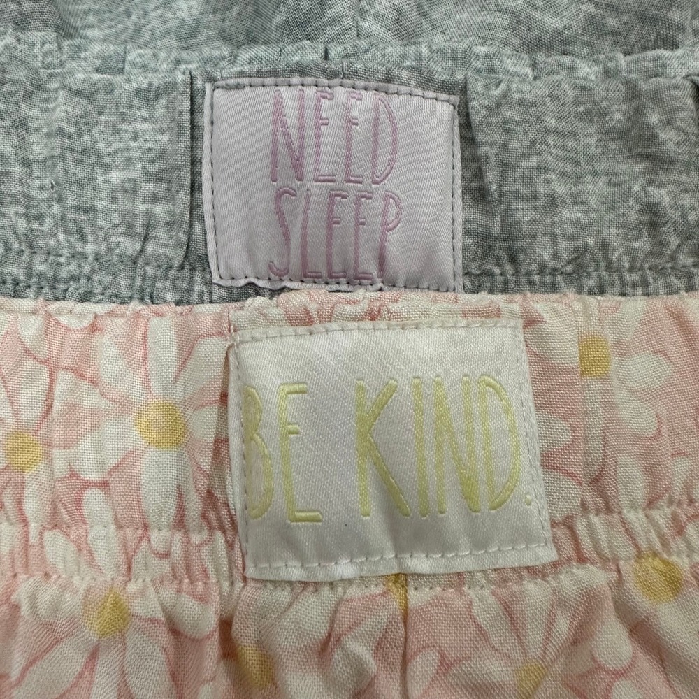 Rae Dunn Womens Pajama Shorts Set 2-Pack Gray Pink Daisy Floral Rayon Medium - Picture 2 of 11